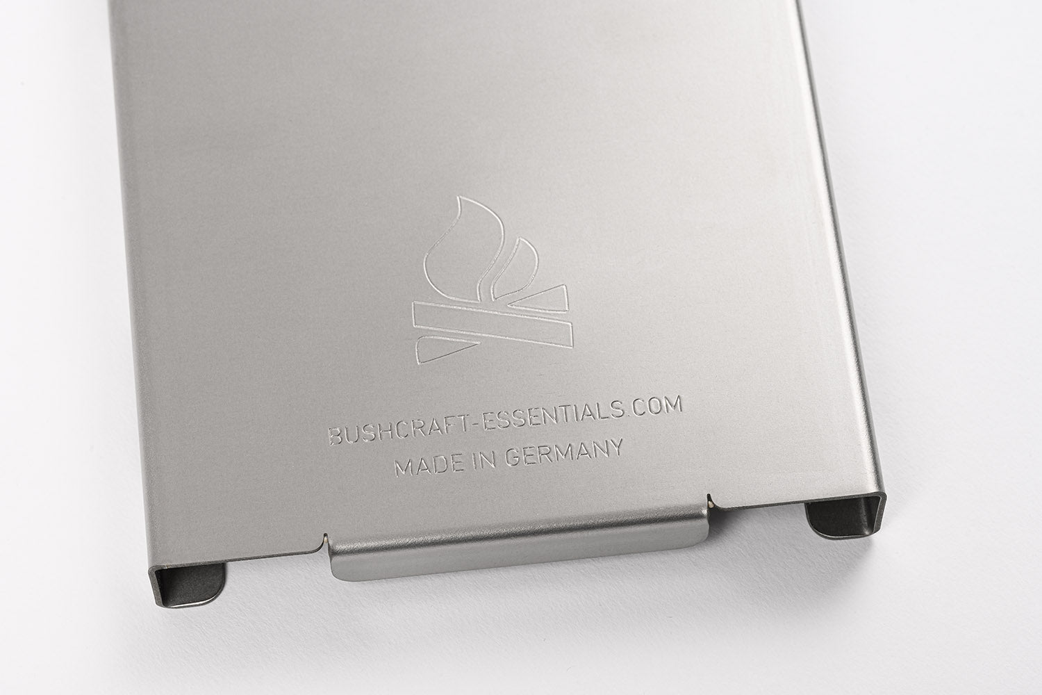 Multifunctional Case Bushbox LF (Titanium)