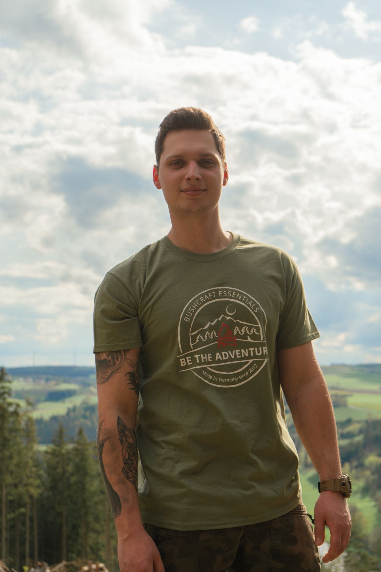 Herren T-Shirt BE THE ADVENTURE