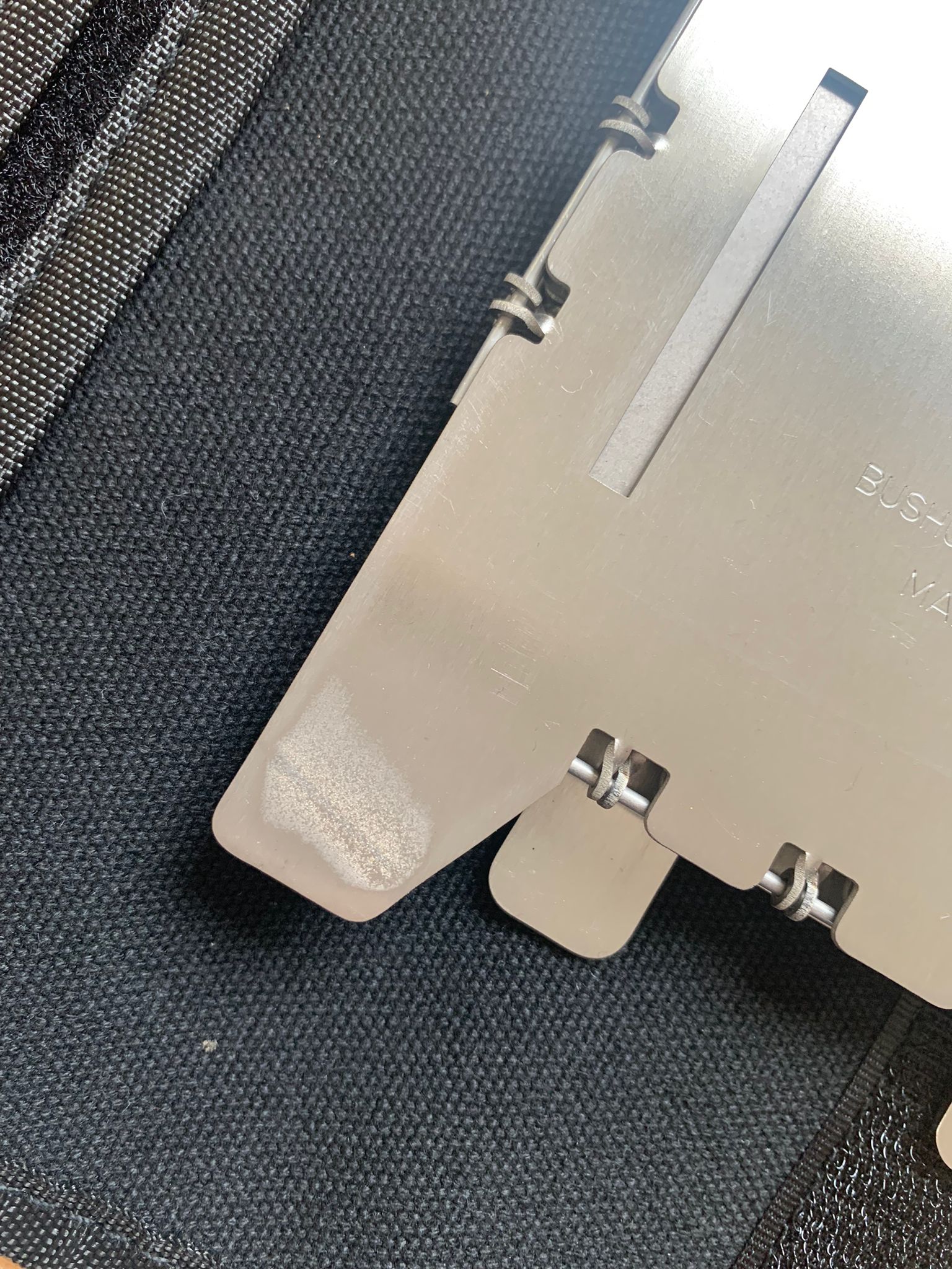 B-Stock Bushbox XL Titanium