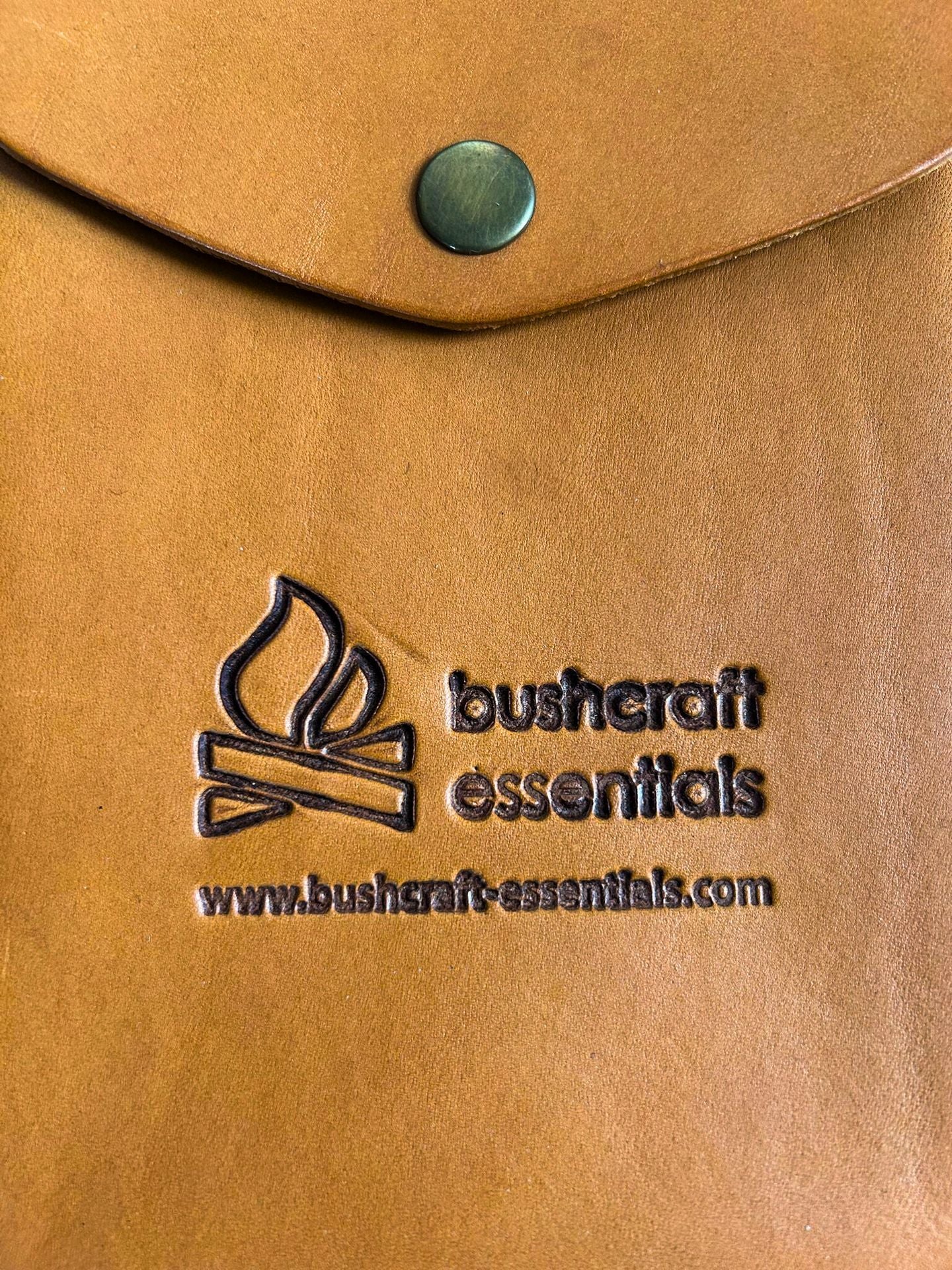 B-Stock Leather Pouch Bushbox XL
