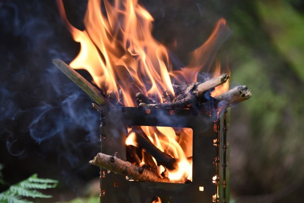 Bushbox XL - super efficient, portable folding stove | Bushcraft ...